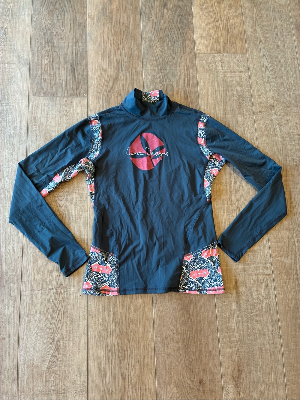 Carve Designs dark grey & Coral Long Sleeve Rash Guard floral accents med beach
